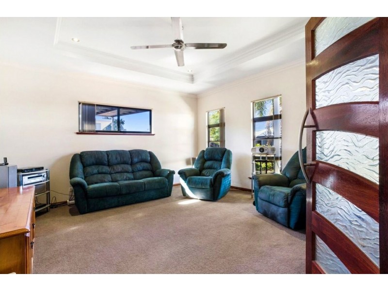 44 Bettong Bend, Baynton WA 6714