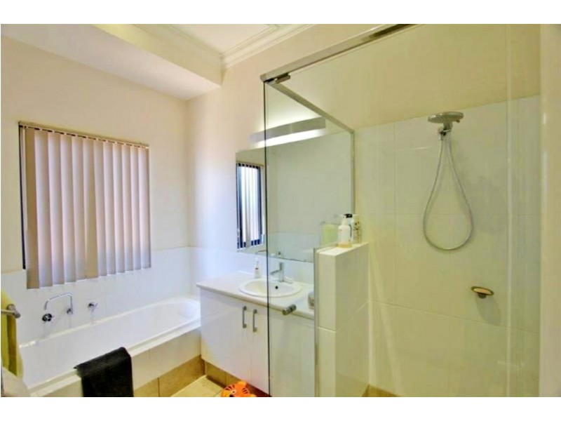 44 Bettong Bend, Baynton WA 6714