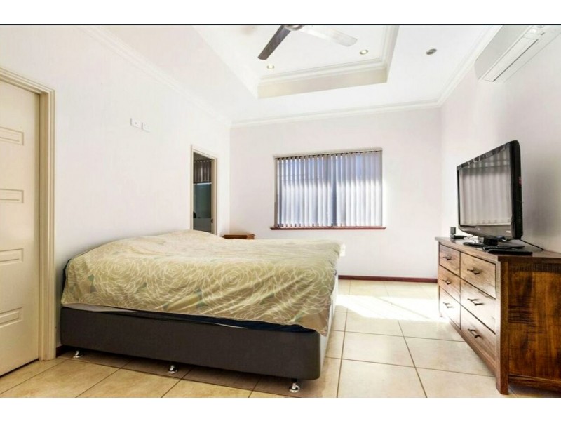 44 Bettong Bend, Baynton WA 6714