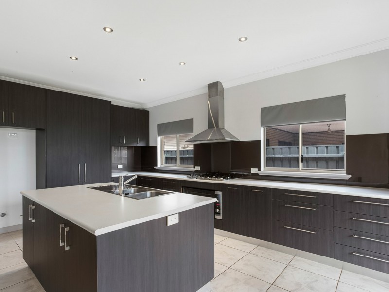 7 Brushtail St, Baynton WA 6714