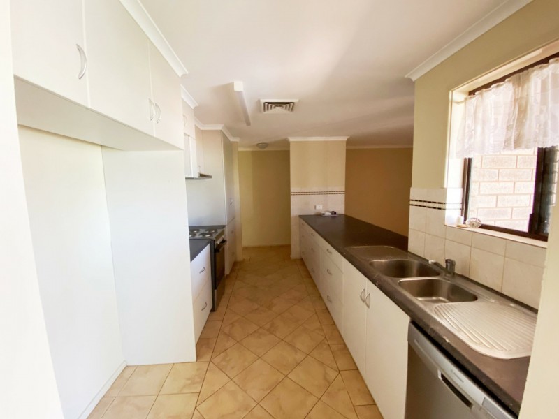 6 Veall Close, Millars Well WA 6714