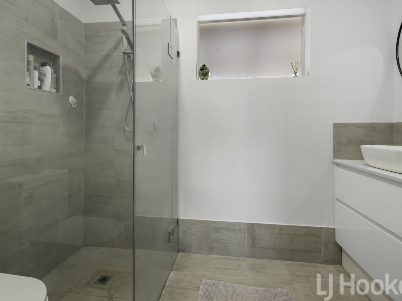 2 Middleton Way, Nickol WA 6714