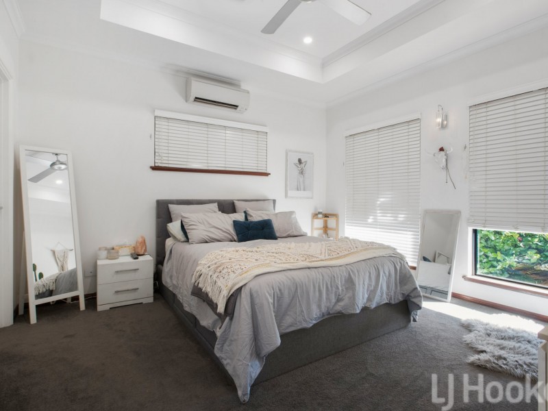 4 Warrida Street, Baynton WA 6714