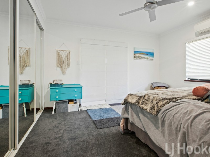 4 Warrida Street, Baynton WA 6714