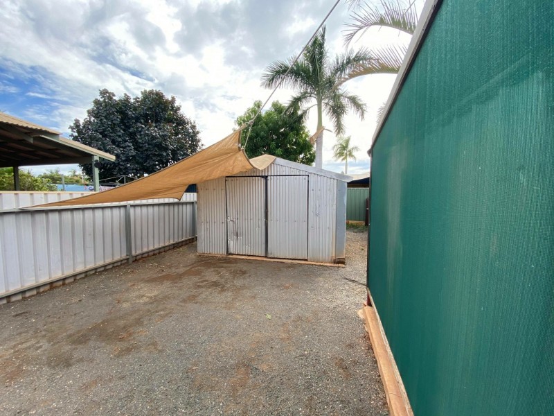 4 Watts Place, Baynton WA 6714