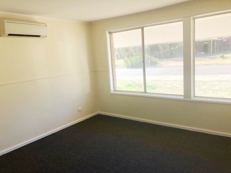 68 Tamarind Street, Tom Price WA 6751