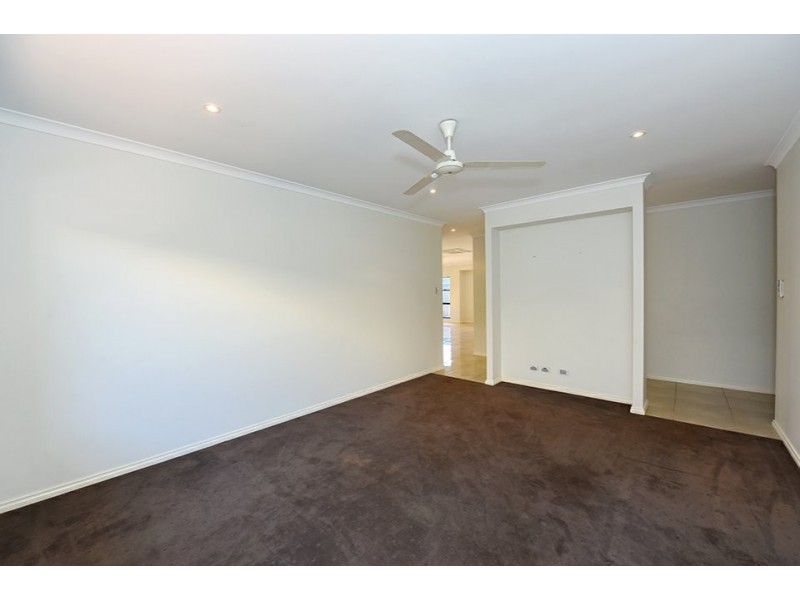 33 Mujira Ramble, Baynton WA 6714