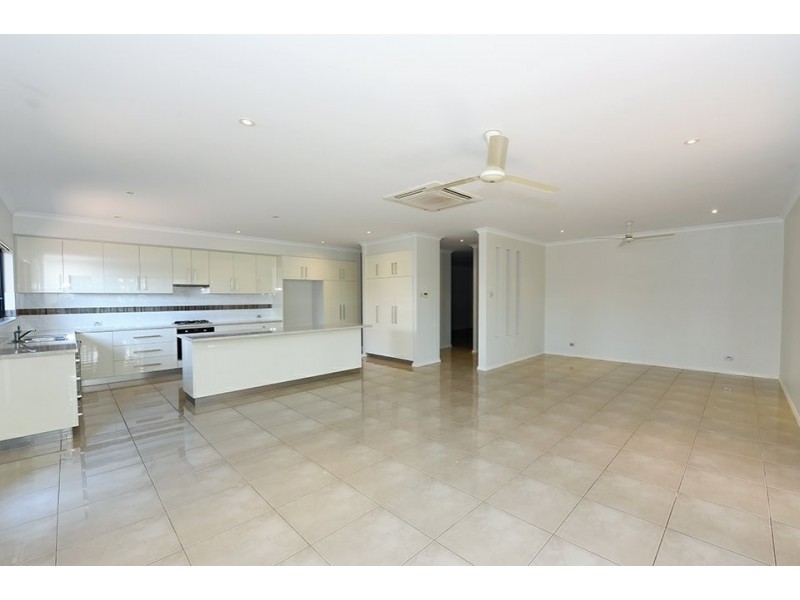 33 Mujira Ramble, Baynton WA 6714