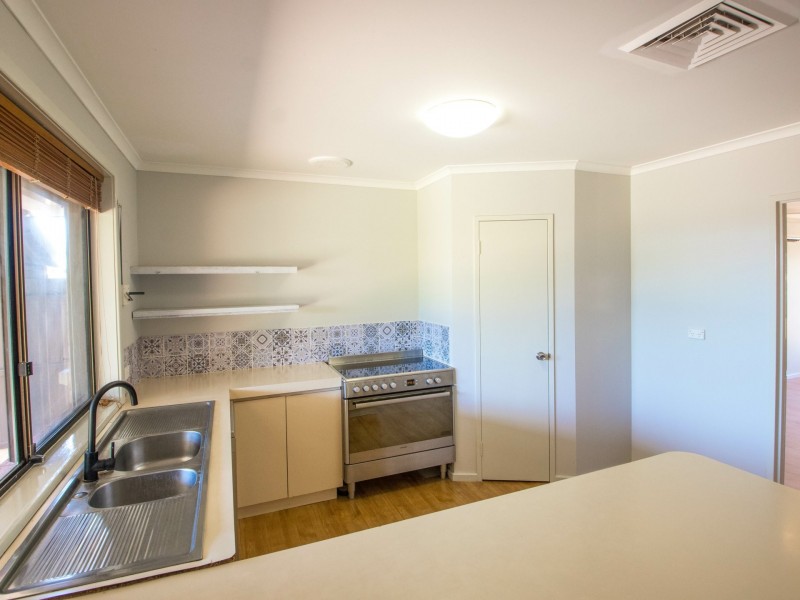 7B Farwig Court, Millars Well WA 6714