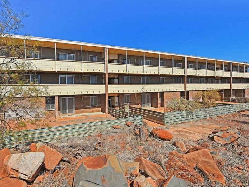 2/21 Hill Road, Dampier WA 6713