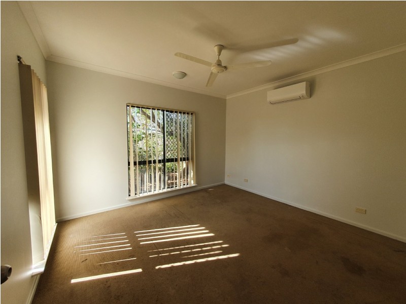 16 Armstrong Drive, Baynton WA 6714