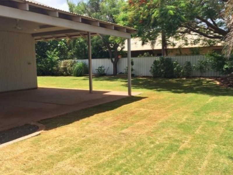 16 Armstrong Drive, Baynton WA 6714