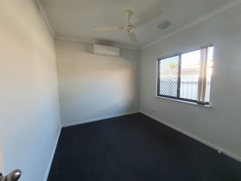 16 Armstrong Drive, Baynton WA 6714