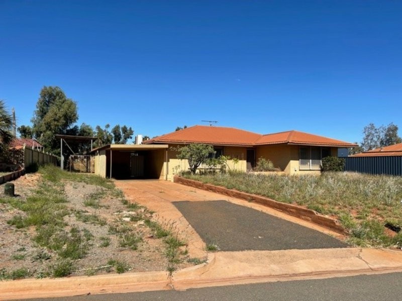 6 Stuart Crescent, Dampier WA 6713