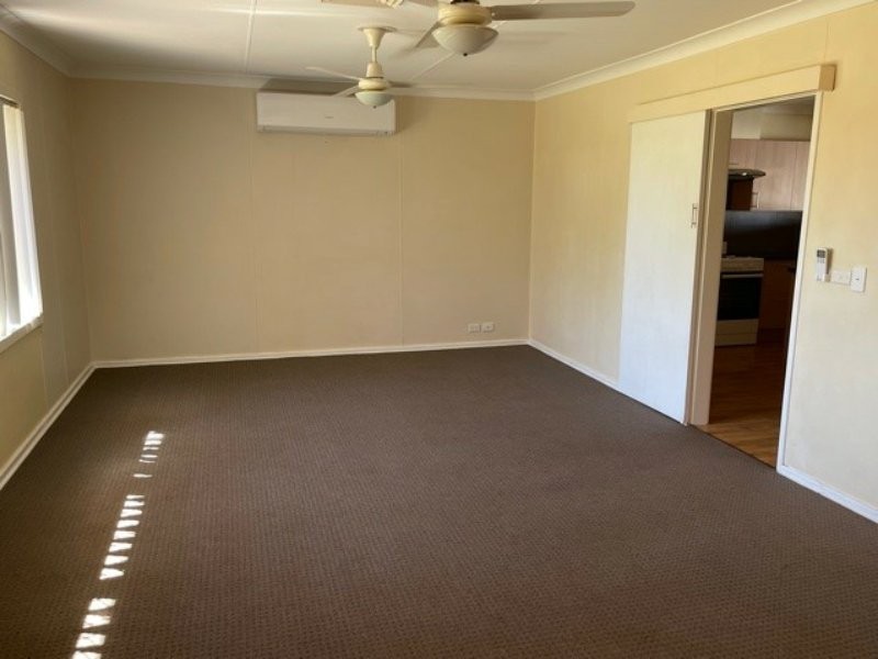 6 Stuart Crescent, Dampier WA 6713