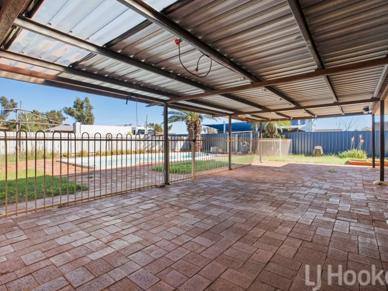 6 Stuart Crescent, Dampier WA 6713