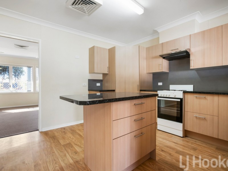 6 Stuart Crescent, Dampier WA 6713