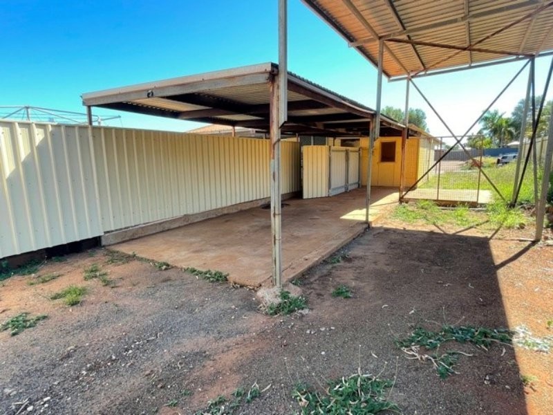 6 Stuart Crescent, Dampier WA 6713