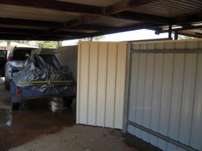 6 Stuart Crescent, Dampier WA 6713