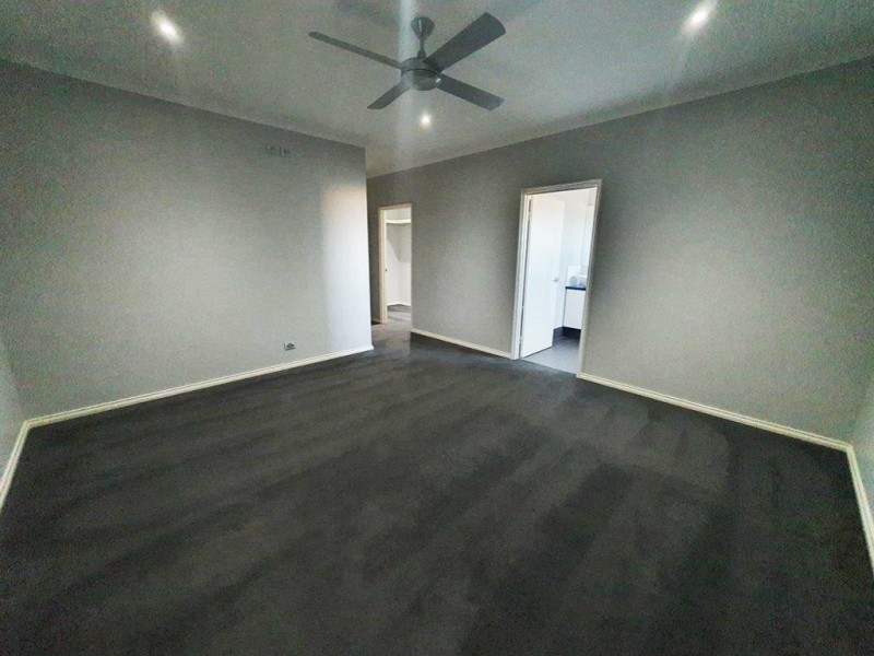 15 Ganbarr Street, Baynton WA 6714