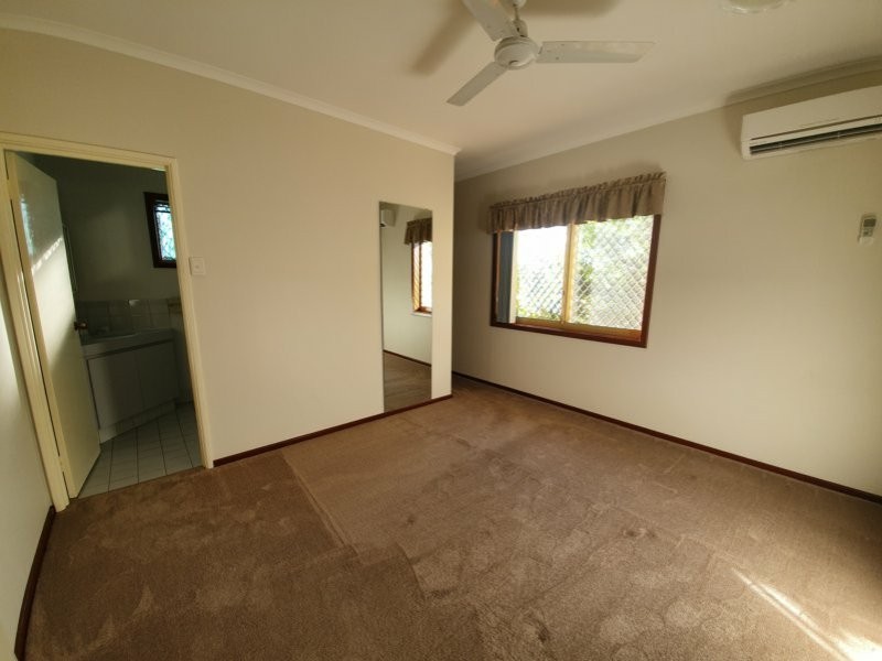 15 Campbell Crescent, Baynton WA 6714