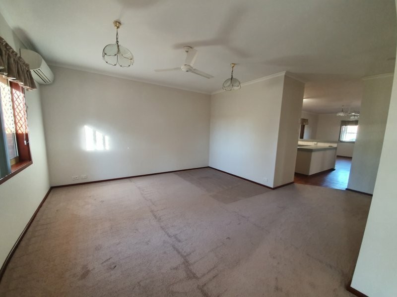 15 Campbell Crescent, Baynton WA 6714