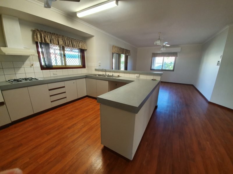 15 Campbell Crescent, Baynton WA 6714