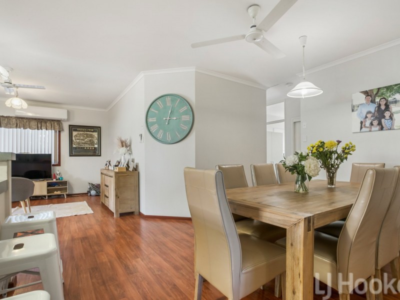 15 Campbell Crescent, Baynton WA 6714