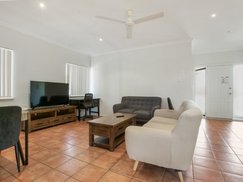 12 Armstrong Drive, Baynton WA 6714