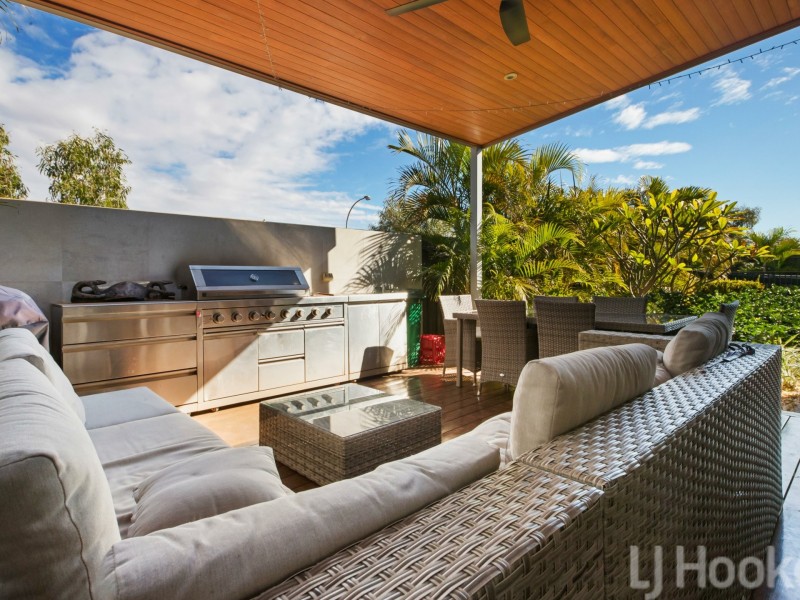 28 Prancing Avenue, Baynton WA 6714