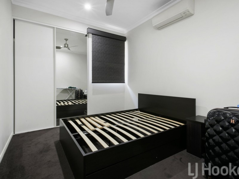 28 Prancing Avenue, Baynton WA 6714