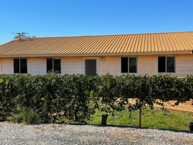 18 Fisher Street, Point Samson WA 6720