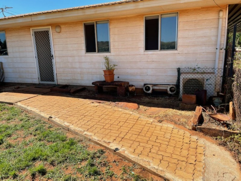 18 Fisher Street, Point Samson WA 6720