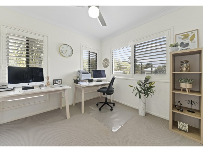 27 Nyamina Road, Baynton WA 6714