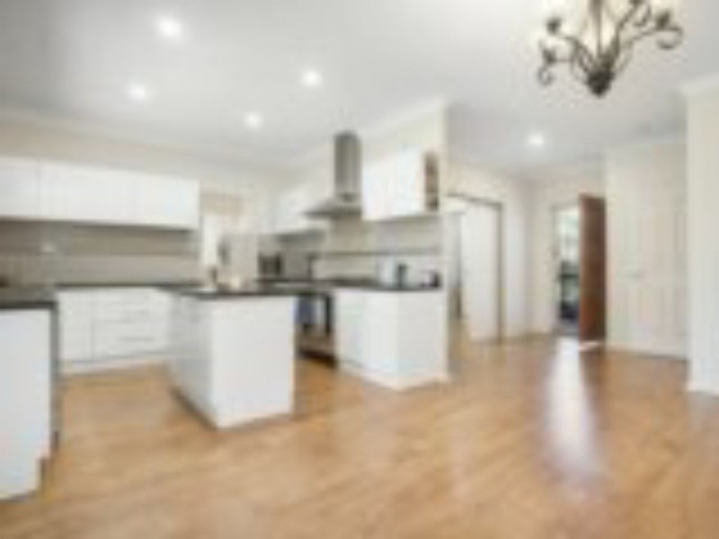 4 Watts Place, Baynton WA 6714