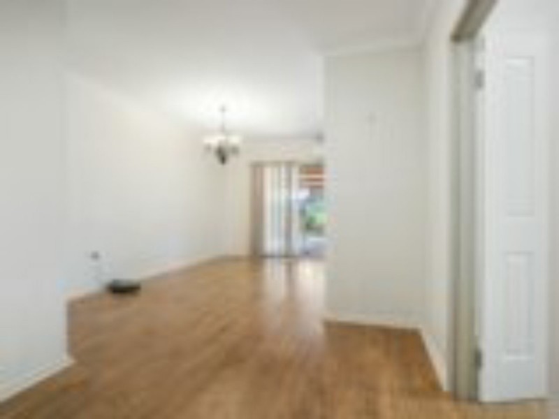 4 Watts Place, Baynton WA 6714