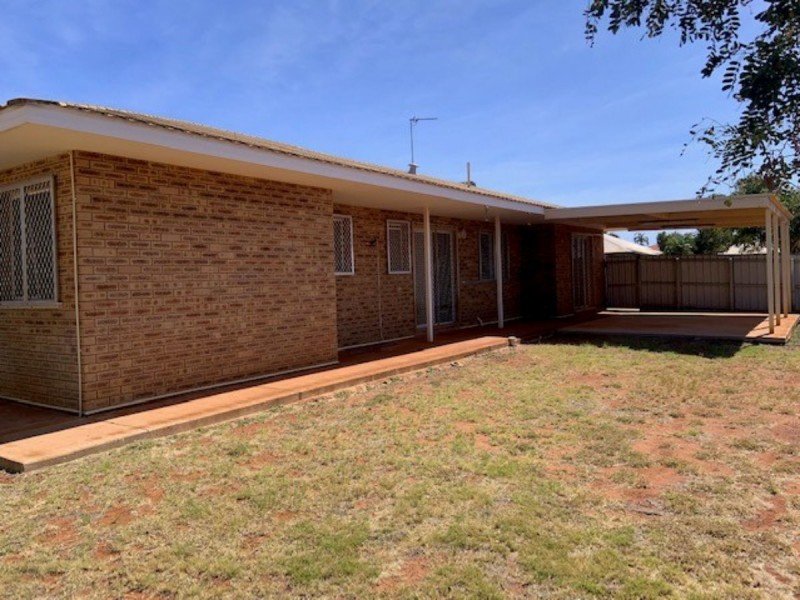 2 Hutton Court, Nickol WA 6714