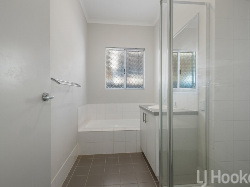 21 Warrida Street, Baynton WA 6714