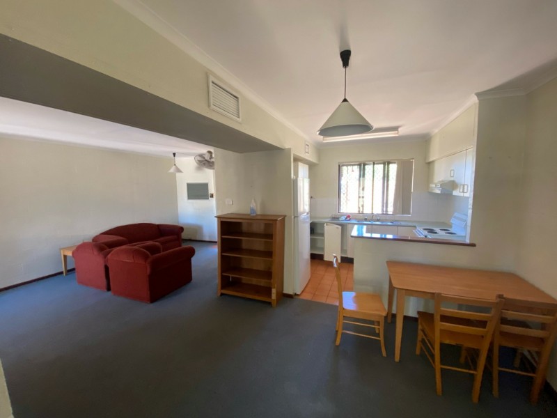 Unit 1/28 Strickland, Millars Well WA 6714