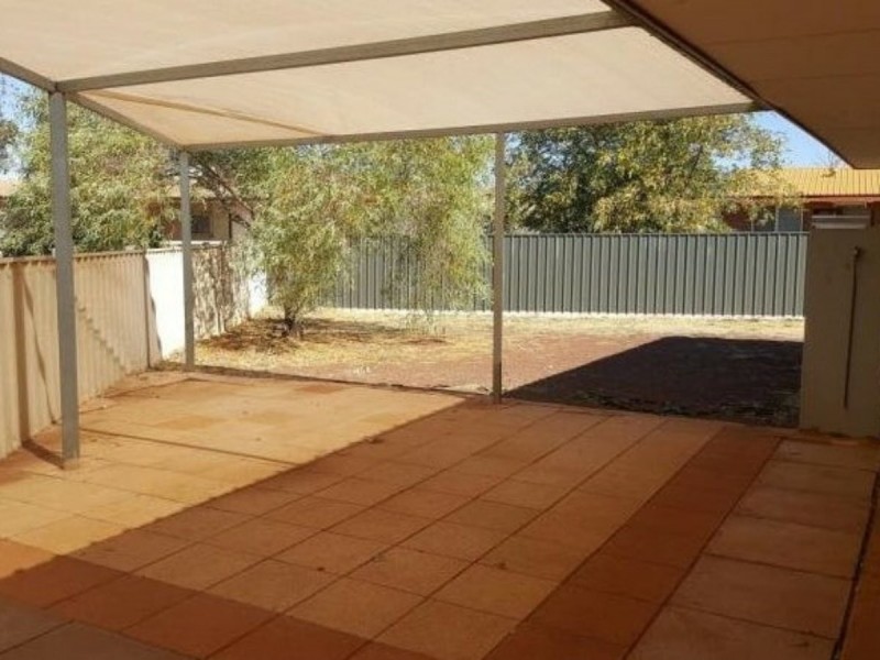 8 Cleaver Terrace, Roebourne WA 6718