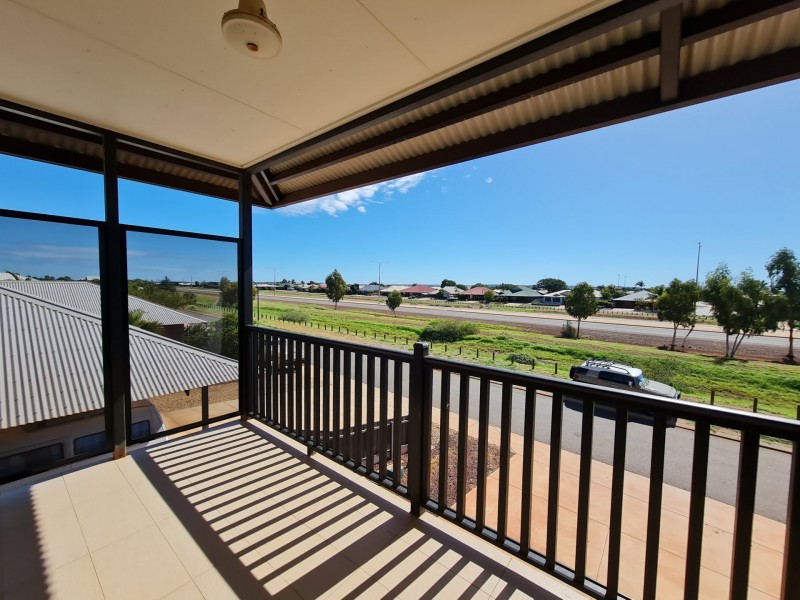 110a Bajamalu Drive, Baynton WA 6714