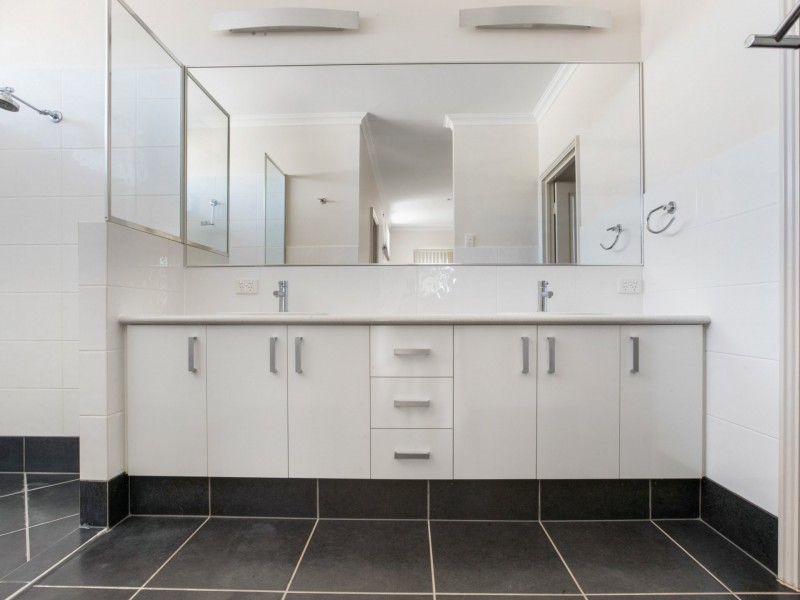 110a Bajamalu Drive, Baynton WA 6714