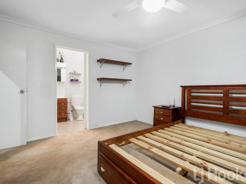 8A Comrie Court, Baynton WA 6714