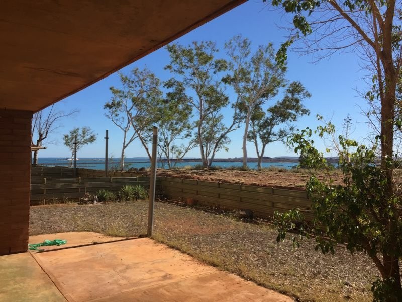 1/105 Hill Road, Dampier WA 6713