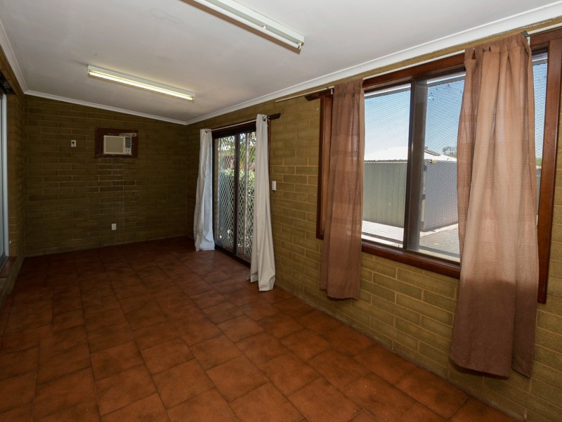 8 Lockyer Way, Roebourne WA 6718