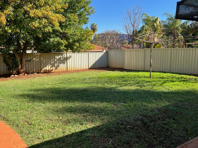 801 Kulai St, Tom Price WA 6751