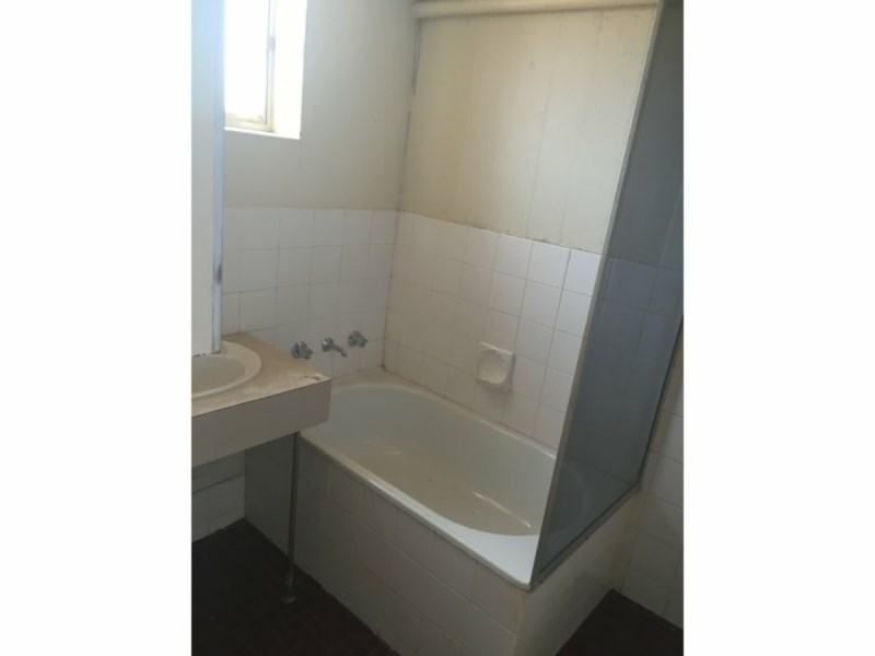 Unit 7/41 Hill Road, Dampier WA 6713