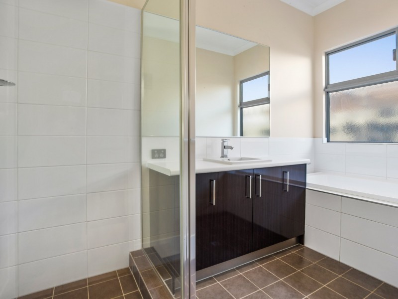 3 Bajamalu Drive, Baynton WA 6714