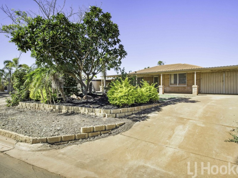 19 Irwin Crescent, Dampier WA 6713