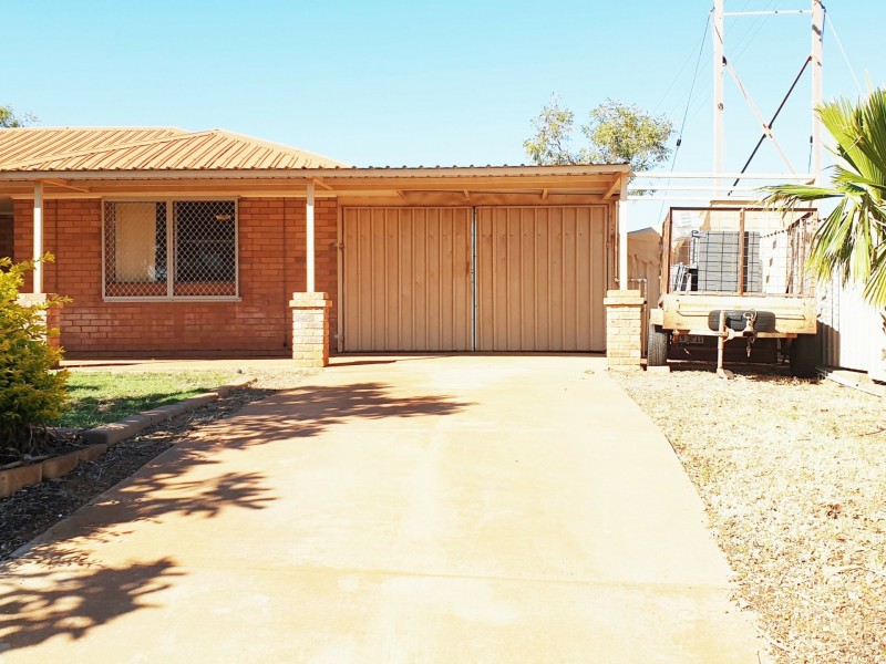19 Irwin Crescent, Dampier WA 6713